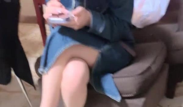 换妻极品探花的闺蜜 绿帽老公的乐趣乐乐逼崽子找男技师3P 肤白貌美佳人 怎么舍得的 超香艳刺激！