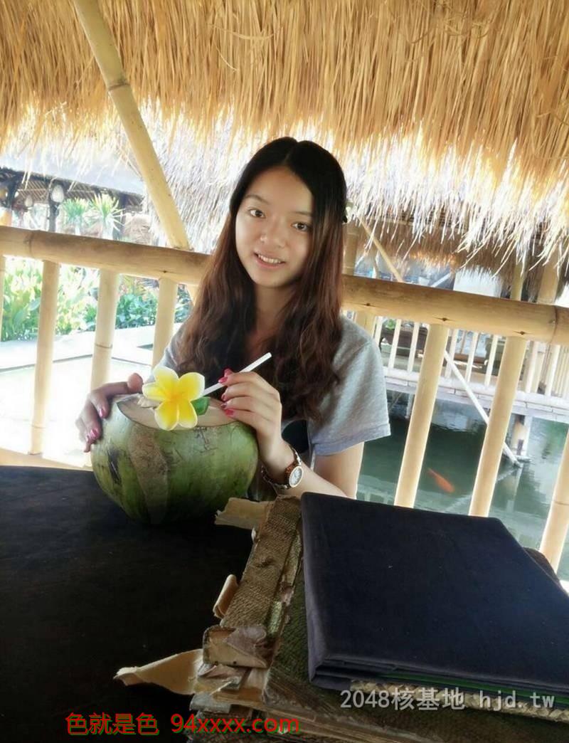 可爱青涩美女自拍流出[17P]