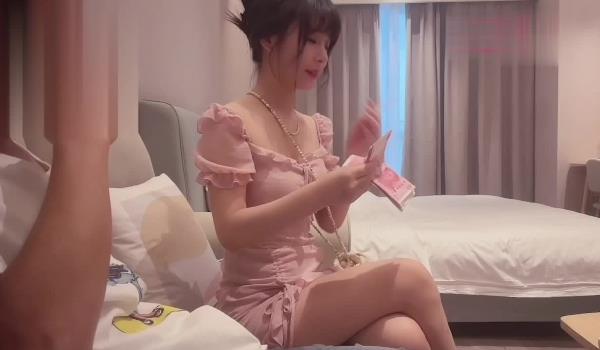 探花李寻欢成都酒店高端约炮极品高颜值外围女神