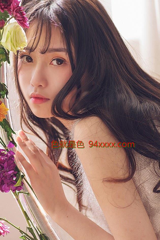 清纯美女绝版私房秘照[34P]
