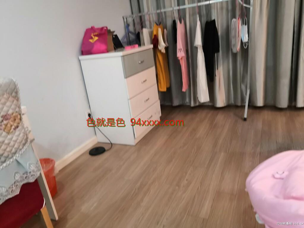 出差广州玩的苗条妹子[24P]