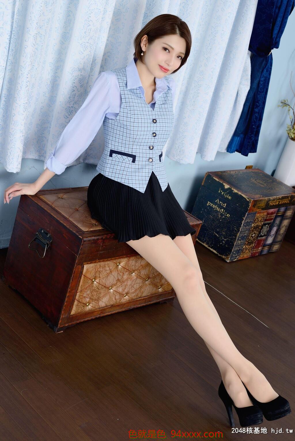 日本OL的丝袜美腿-1[11P]