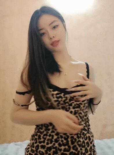촽ԼʵսŮͲѨ