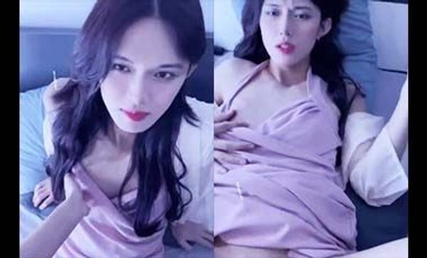 长很像阿朱的超高颜值广州TS桃子吖与金主 女闺蜜啪啪 (5)