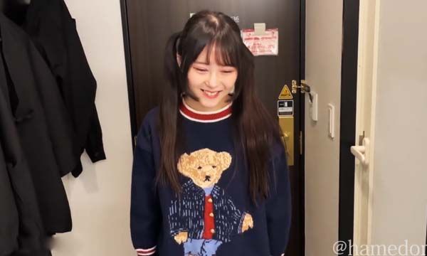 双马尾黑丝小萝莉 S级美女身材瘦弱娇小 鲍鱼粉嫩 被大鸡吧无套输出 内射