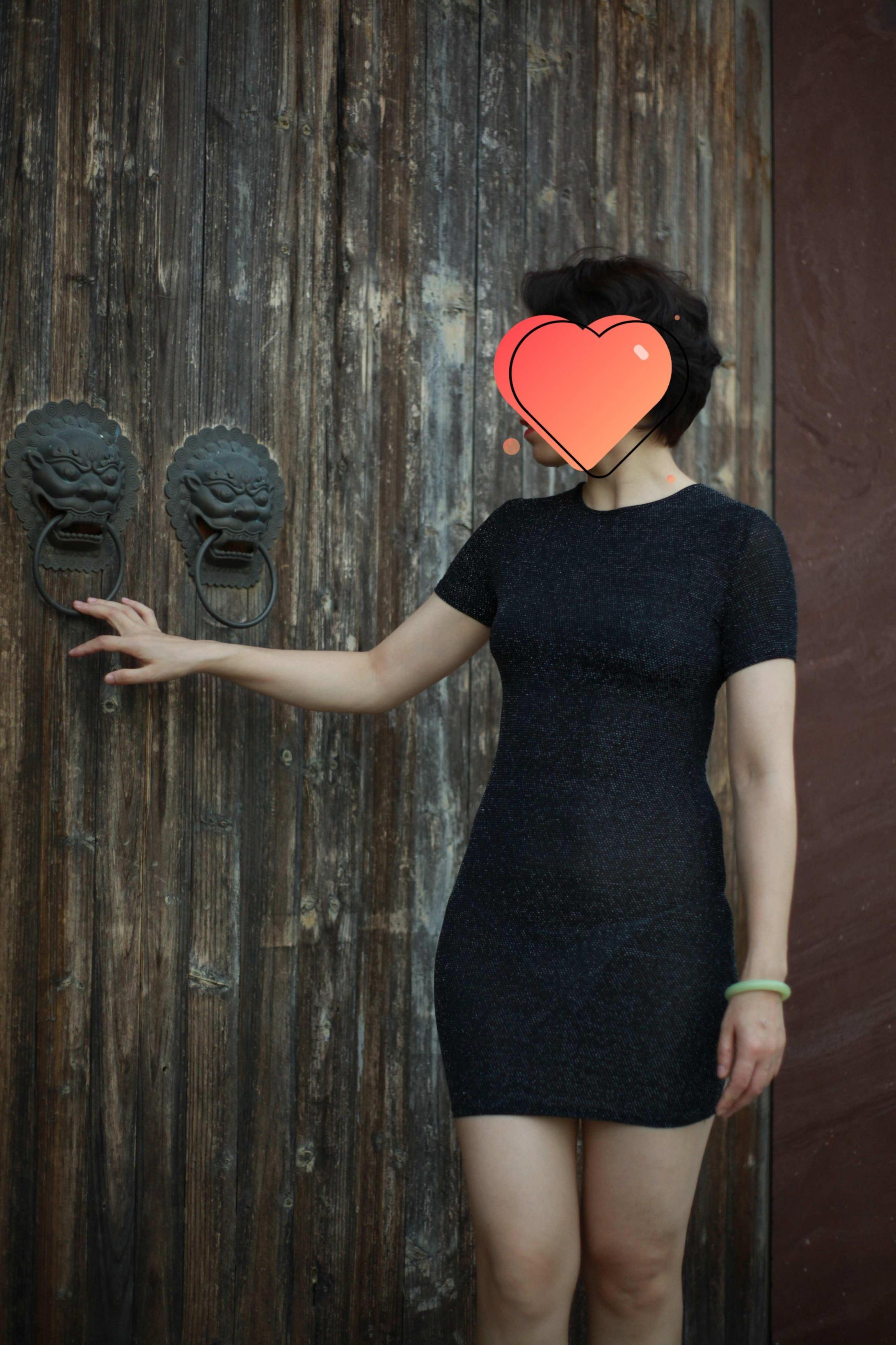 骚得很的人妻[21P]