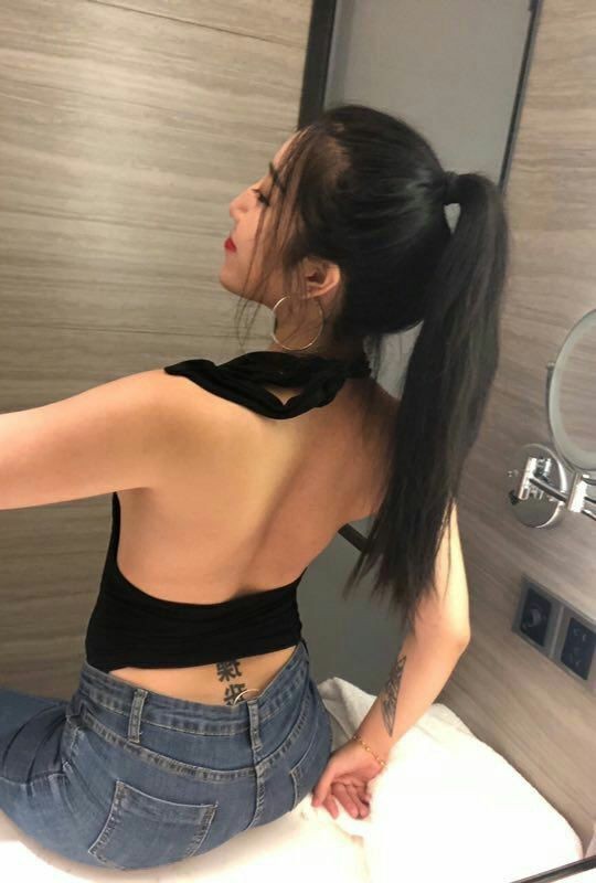 后背纹操我的贱货