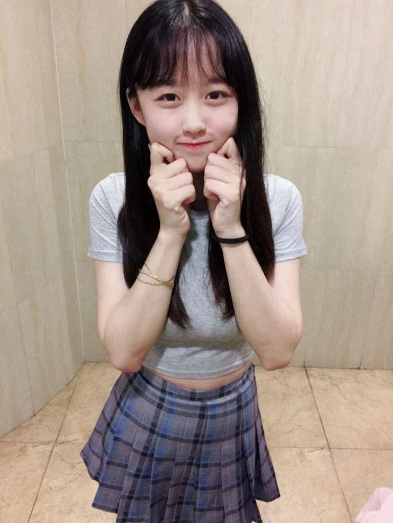 乖巧的美女 [11P]