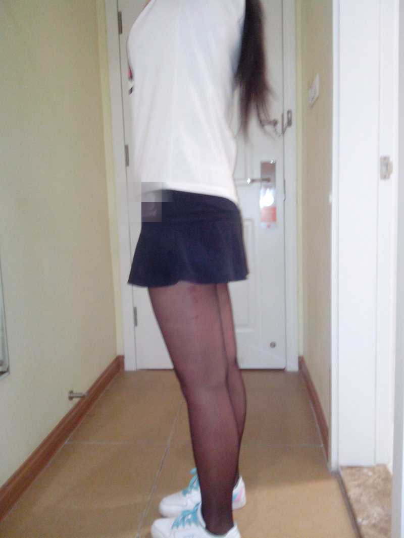 女孩的丝袜,加大胸。然后跳蛋的刺激22P