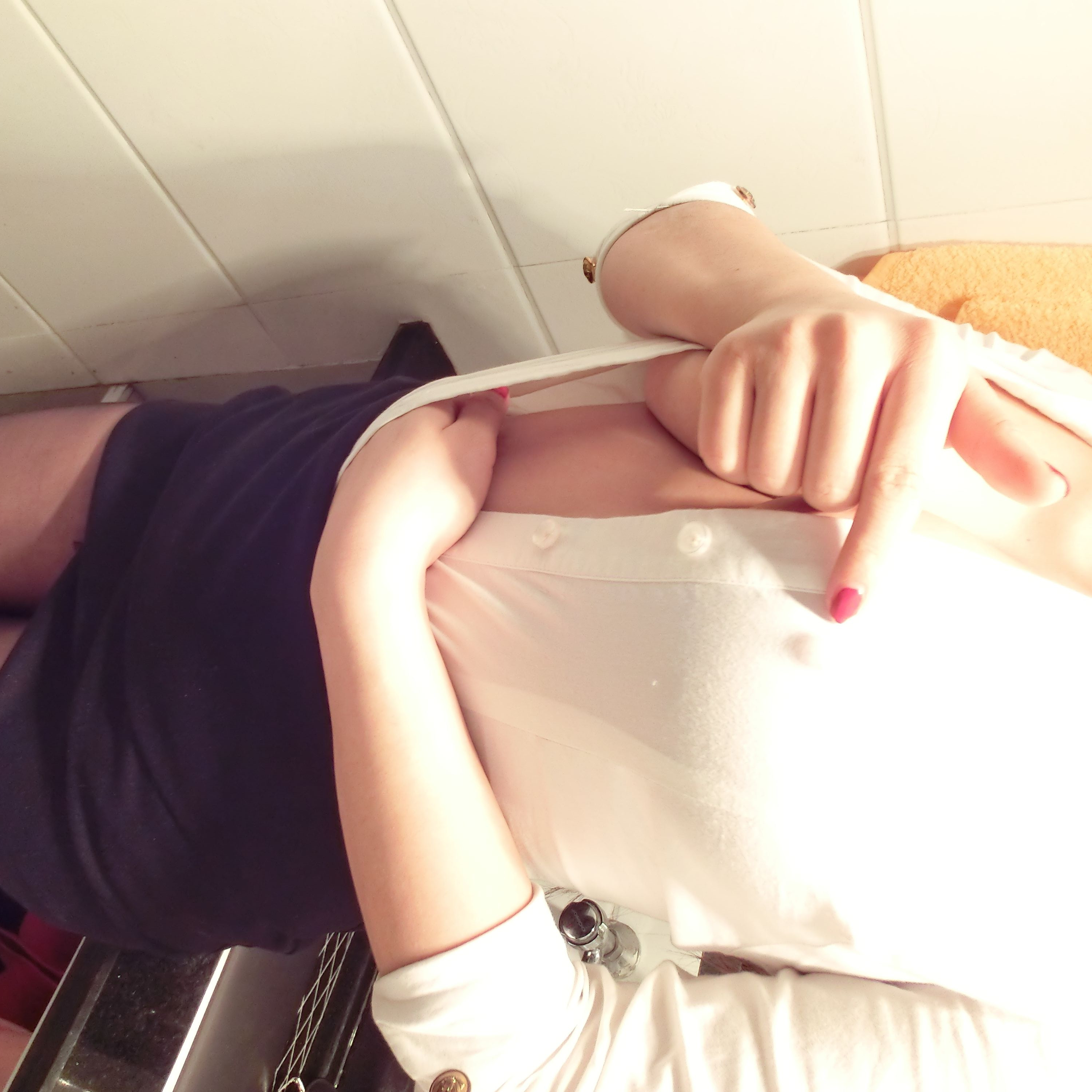 女的这对大奶真骚很诱惑 [23P]