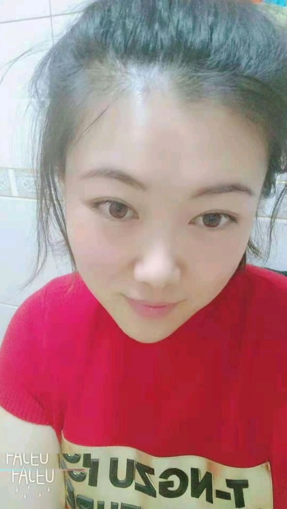 这个人妻挺有风情的，身材好，B好。屁股更好23P