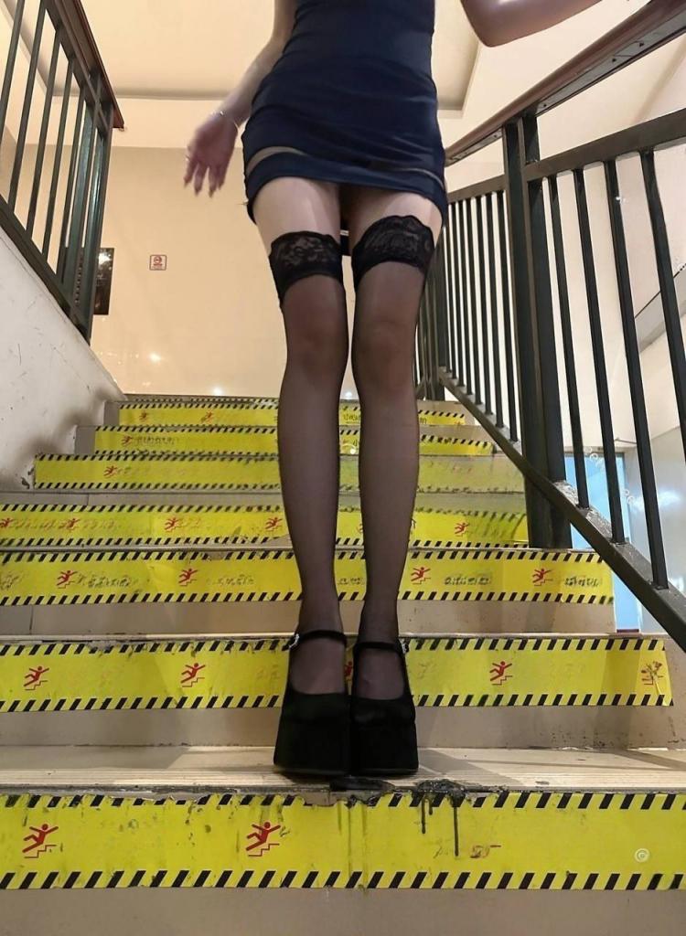 放蕩妹妹竟然喜歡口服硬是把我吸出來 [15P]