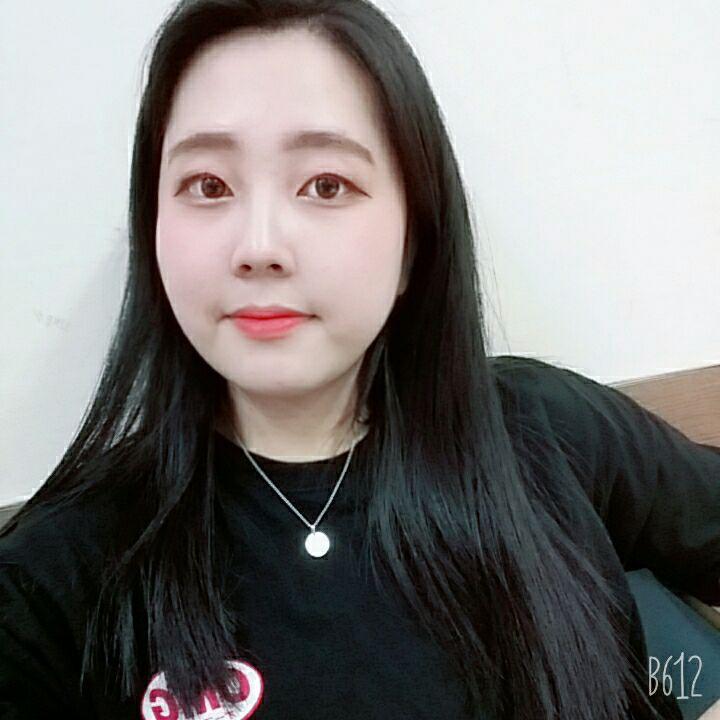 最喜欢同事两个圆滚滚的大奶子[20P]