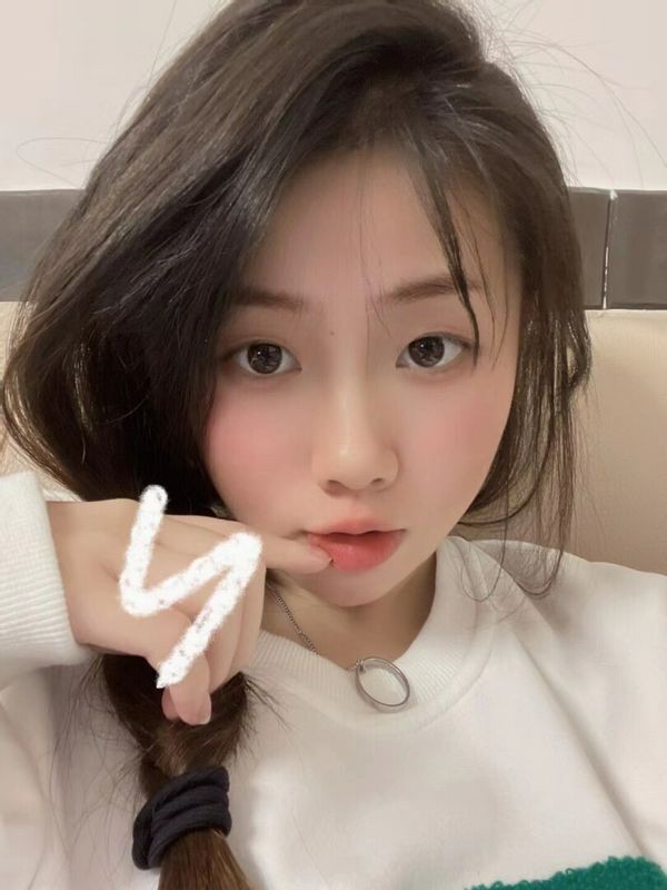 看着这个美女就很有欲望了