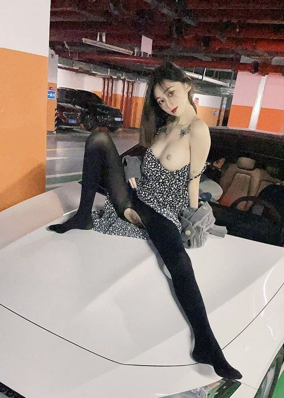 老板的骚气冲天女助理