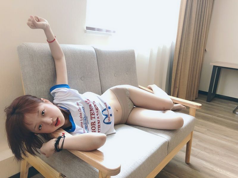 摧残刚成年的妹妹