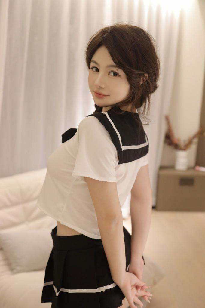 清纯大奶[32P]