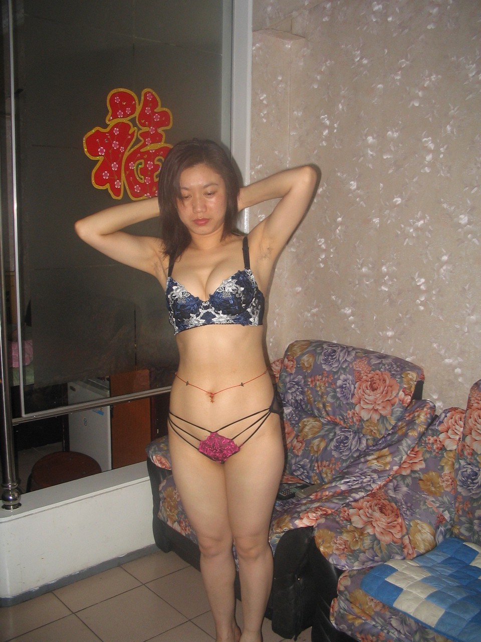 美乳极品少妇让我老二超级硬梆梆_[15P]