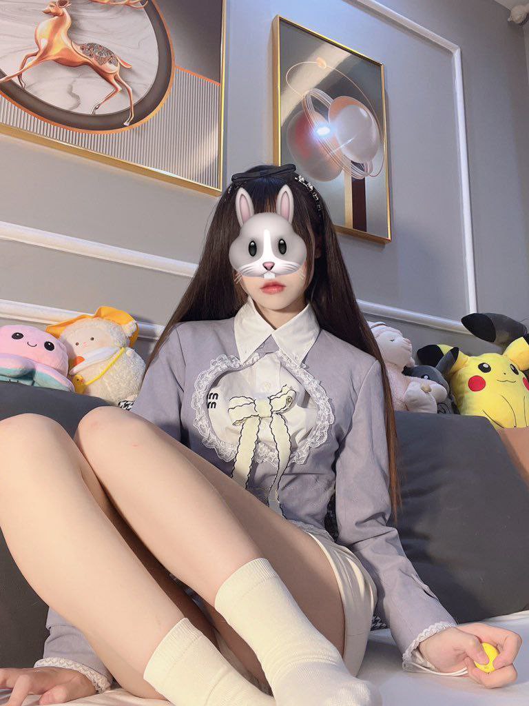 美女都爱自拍 [11P]