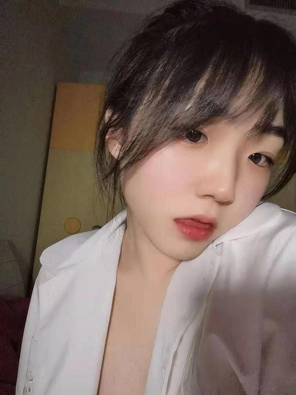 高颜值小妹，娇嫩可爱，期待主人开发[17P]