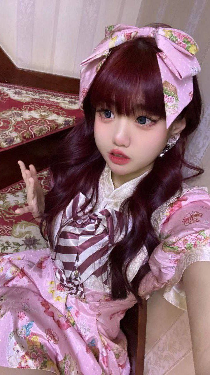 一个学生妹的自拍 [14P]