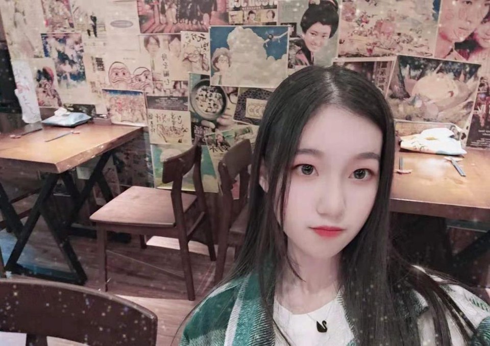 一副高冷的样子 [12P]