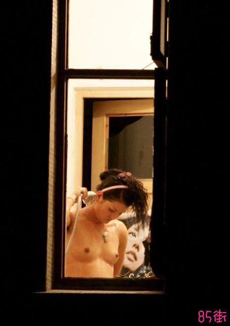 提醒各位洗香香记得要关窗户